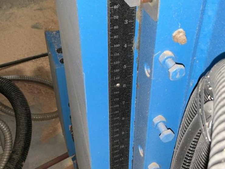 #185-•-2015-kentwood-hbr-300-horizontal-resaw-image-40