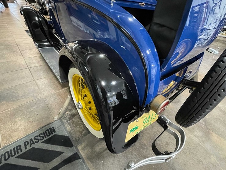 1928-ford-model-a-image-28
