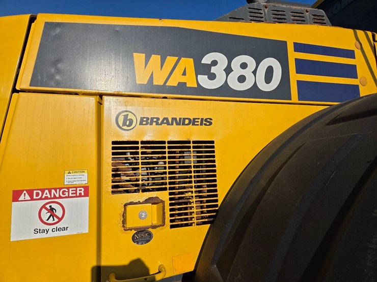 2018-komatsu-wa380-image-8