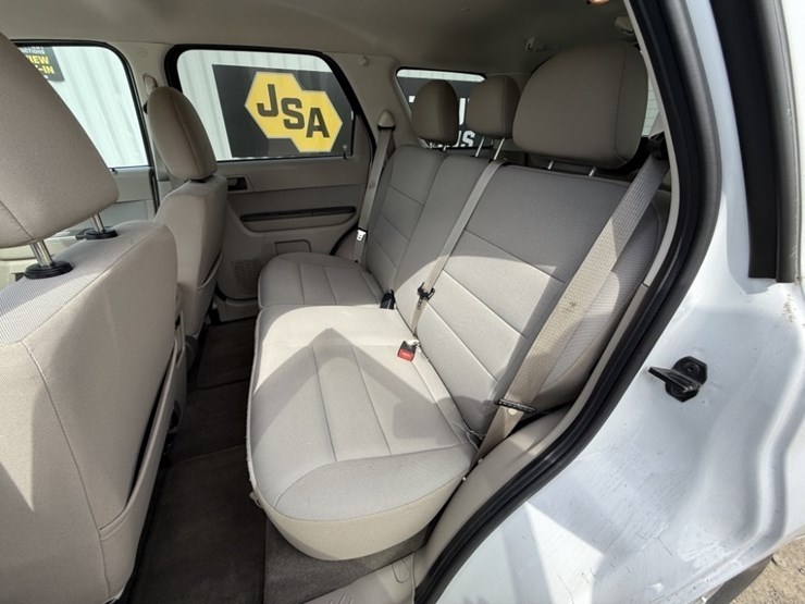 2012-ford-escape-hybrid-image-19