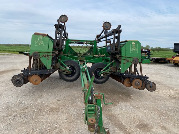 great-plains-solid-stand-30-image-2