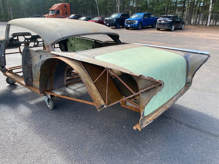 #110-•-1957-chevy-belair-2-door-hardtop-body-parts-(no-title)-(schofield,-wi)-image-25