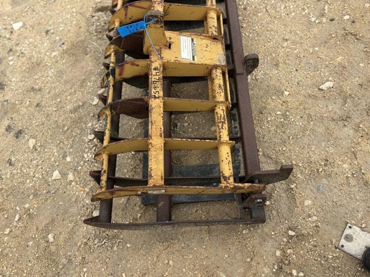 l1---48''-armstrong-brush-grapple-image-3
