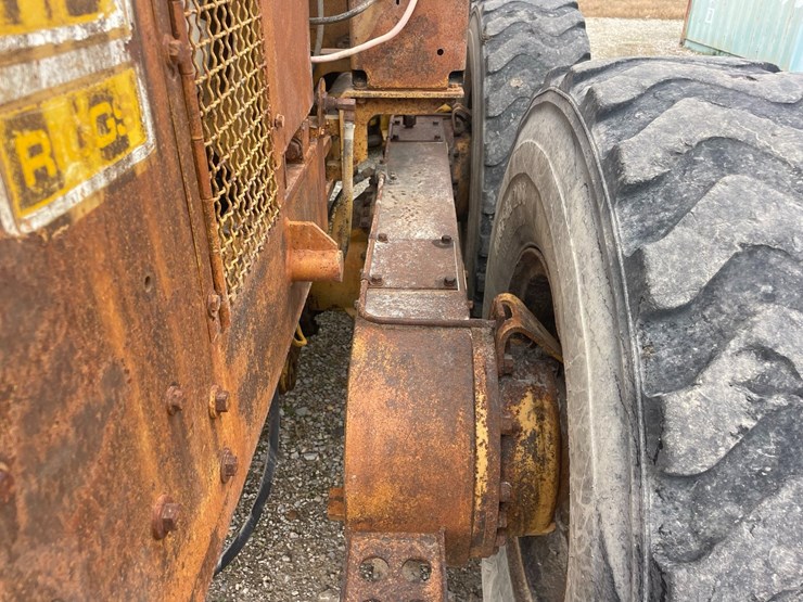 caterpillar-12g-image-11
