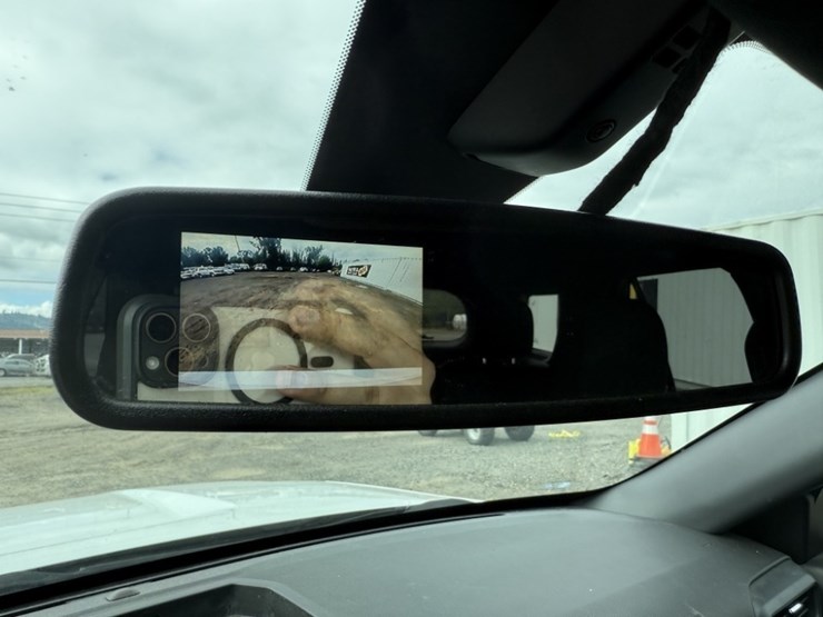 2020-ford-explorer-image-35