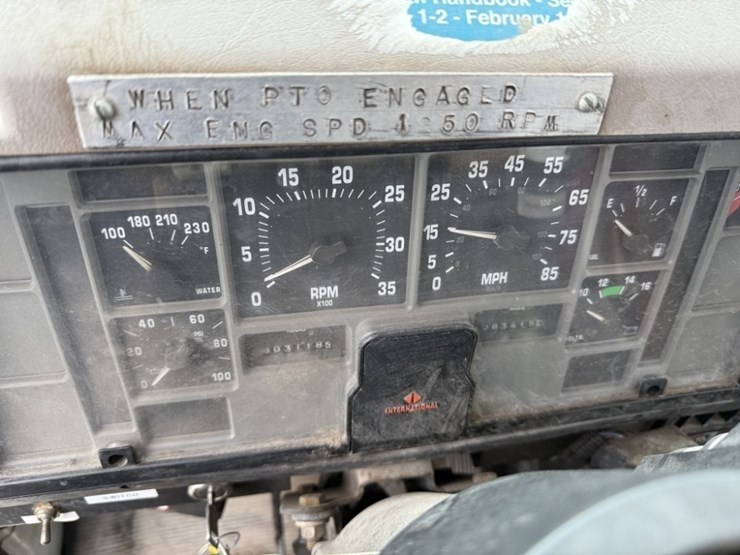 1995-international-4800-image-29