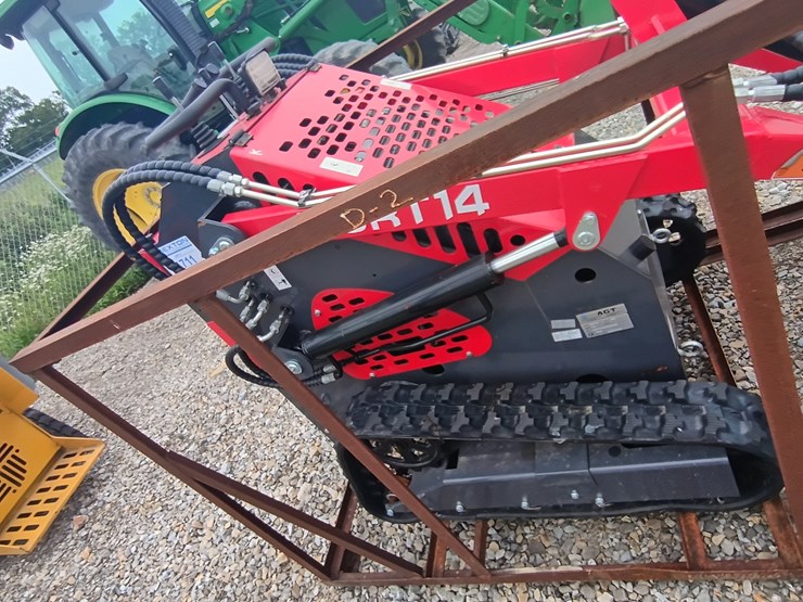 #24711-•-2025-agt-ysrt14-mini-skidsteer-image-13