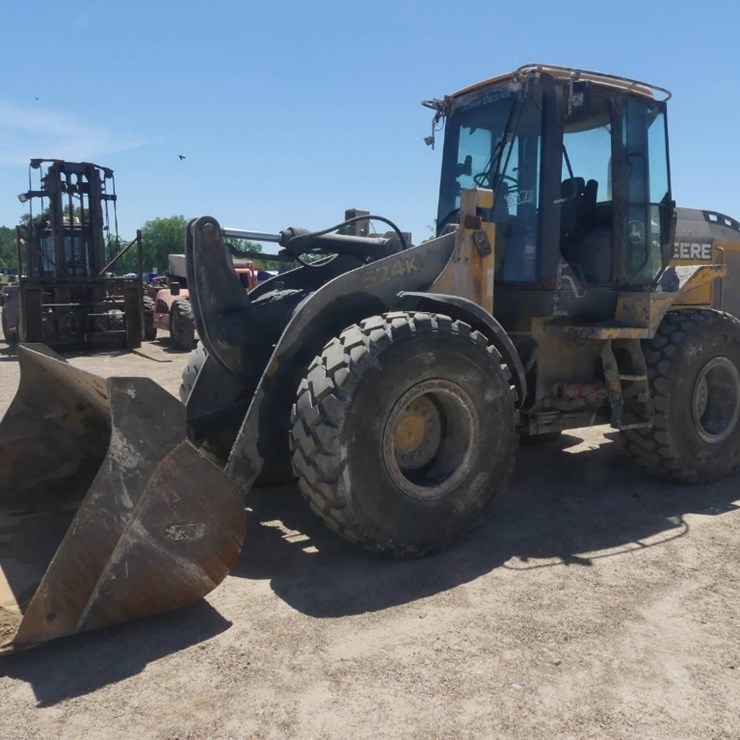DEERE 524K