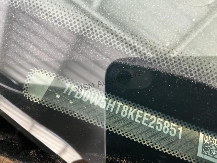 2019-ford-f550-image-16
