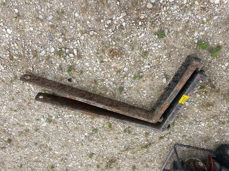 #40223-•-44"-fork-lift-forks-image-1