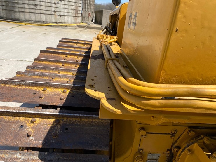 caterpillar-d4-image-25