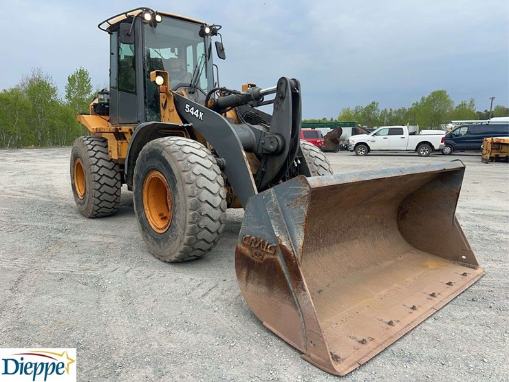 2011-deere-544k-image-3