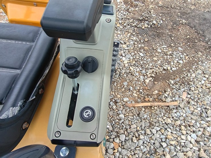 #24705-•-2025-agt-mx12rx-mini-escavator-image-5