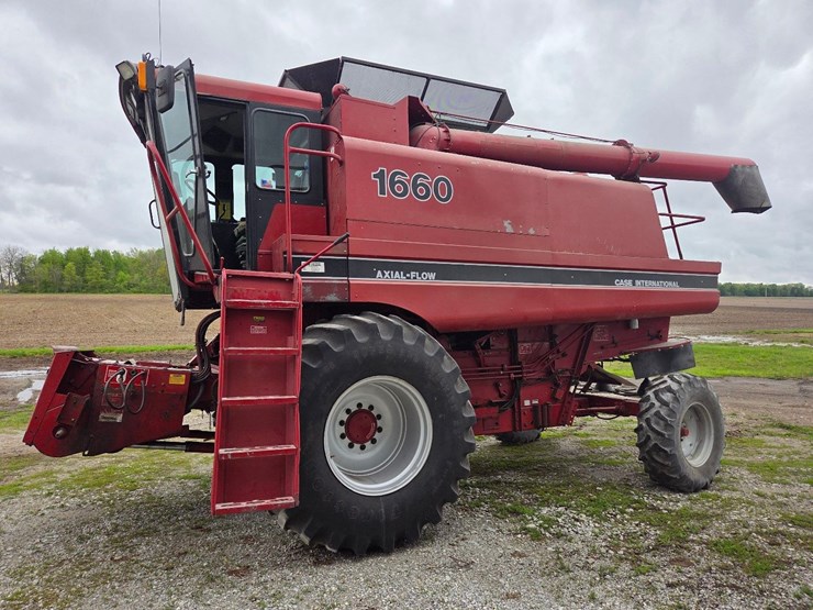 case-ih-1660-image-1
