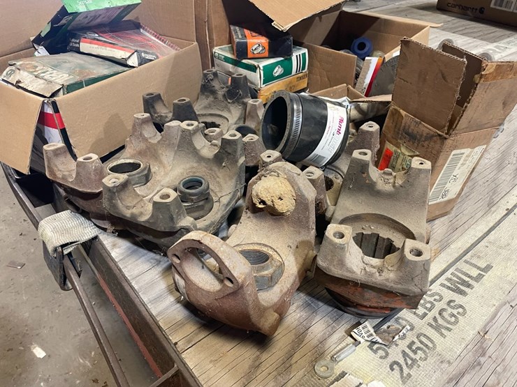 #40250-•-lot-of-misc-parts-image-4
