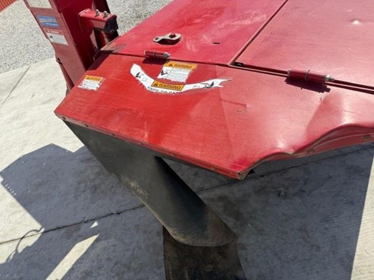 2015-new-holland-7230-discbine-image-25