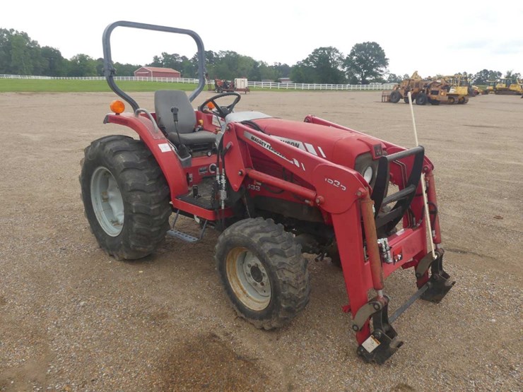 massey-ferguson-1540-image-2