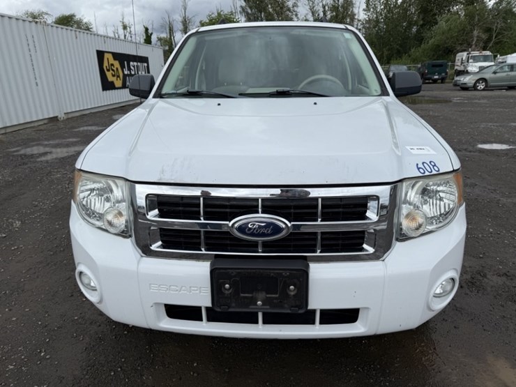 2008-ford-escape-image-8