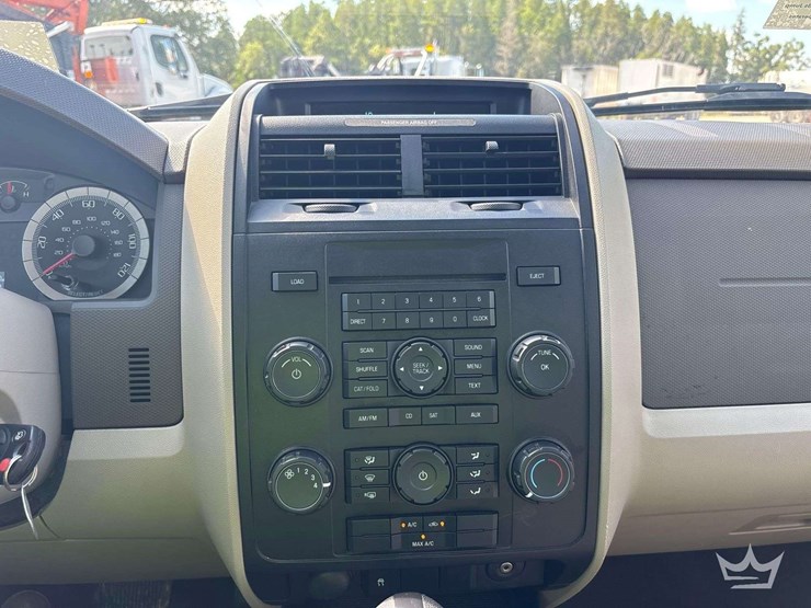 2008-ford-escape-image-13
