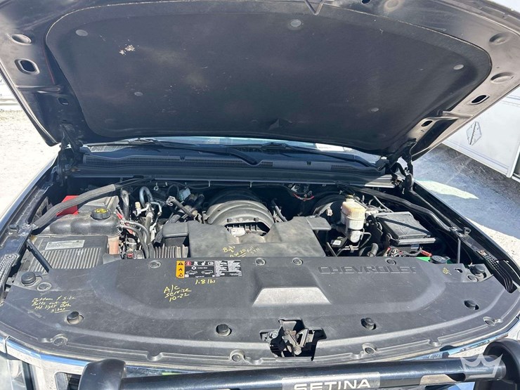 2019-chevrolet-tahoe-image-9