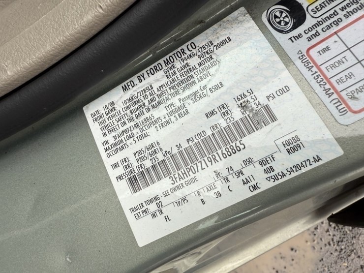 2009-ford-fusion-se-sedan-image-10