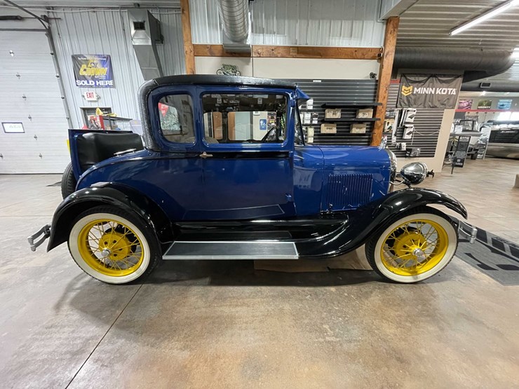 1928-ford-model-a-image-4