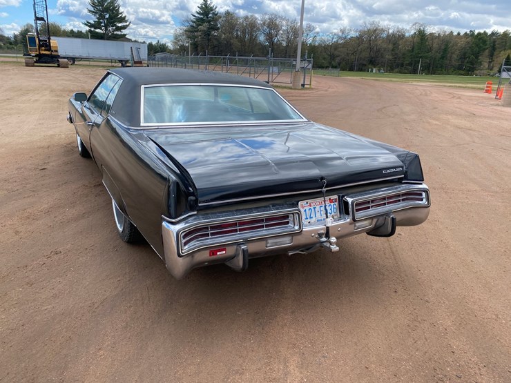 #132-•-1973-buick-electra-225-(title-in-delay)-(nitke-yard-mosinee,-wi)-image-10