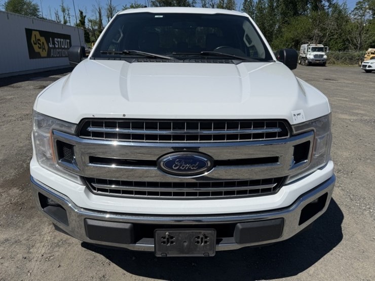 2018-ford-f150-xlt-image-8