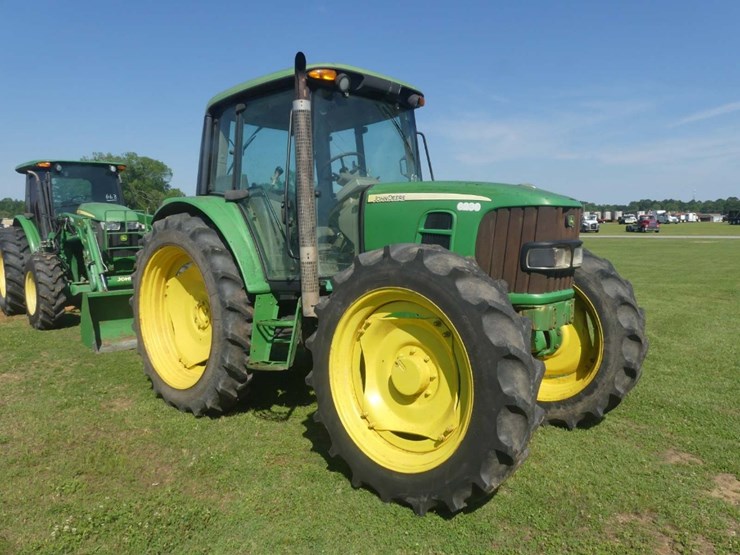2011-john-deere-6230-image-2