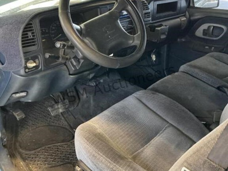1999-chevrolet-2500-image-24