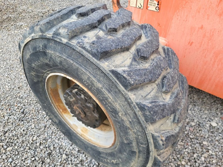 2000-jlg-600s-image-35