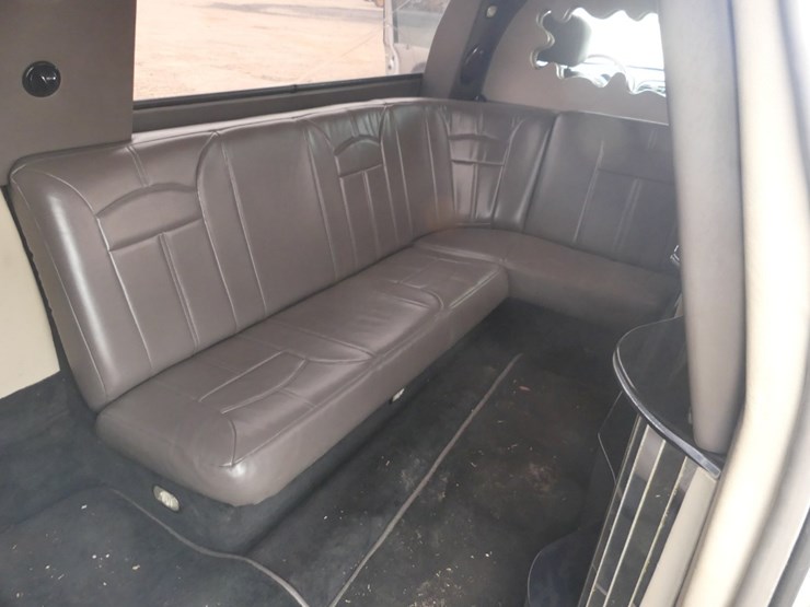 2001-chrysler-pt-cruiser-image-10