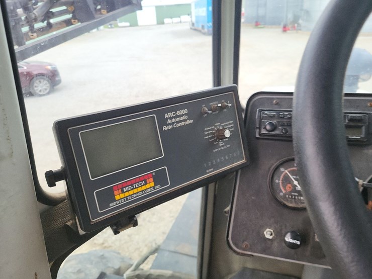 wilmar-765-sprayer-w/sprayer-trailer-image-65