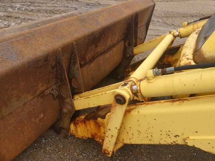 new-holland-lb75b-image-9