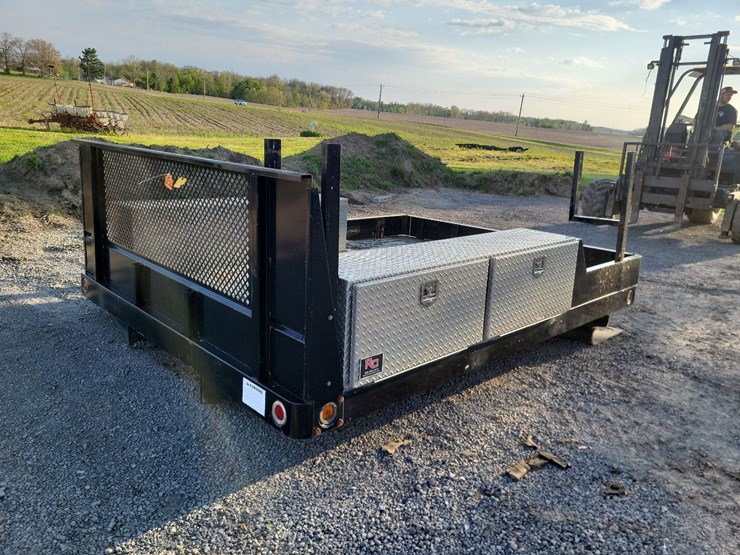 omaha-standard-flatbed-image-1
