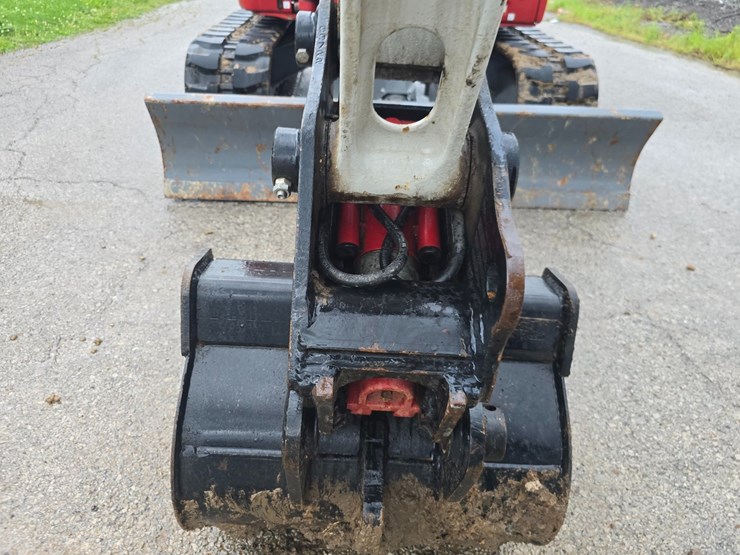 #24032-•-2024-takeuchi-tv350r-excavator-image-27