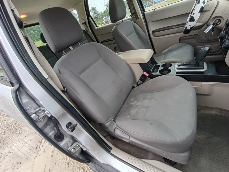 2008-ford-escape-image-35