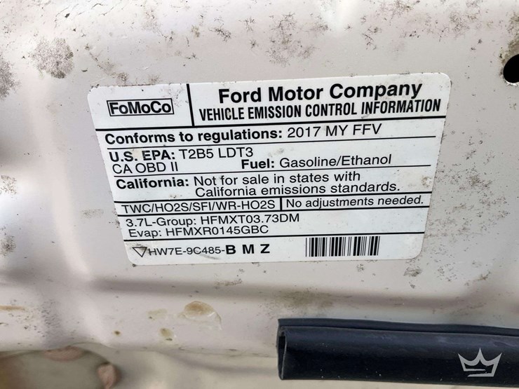 2017-ford-explorer-image-10