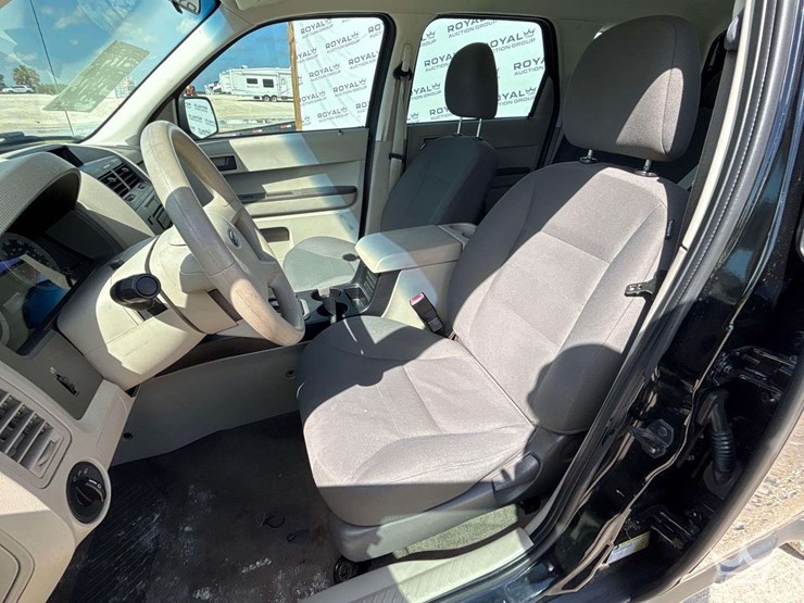 2008-ford-escape-image-9