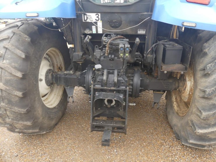 2006-new-holland-ts110a-image-4