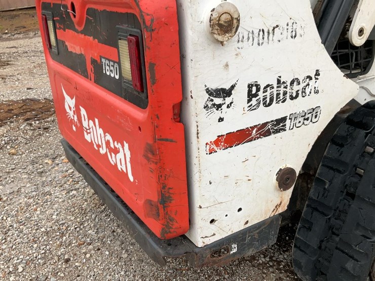 2016-bobcat-t650-image-31