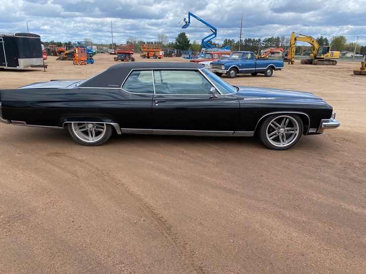 #132-•-1973-buick-electra-225-(title-in-delay)-(nitke-yard-mosinee,-wi)-image-5