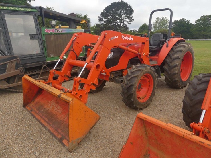 2023-kubota-m7060hd-image-1