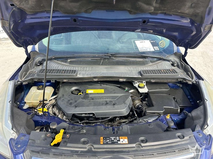 2016-ford-escape-se-image-7