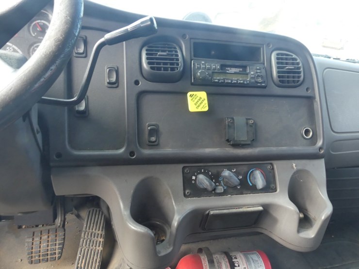 2004-caterpillar-c7-image-17