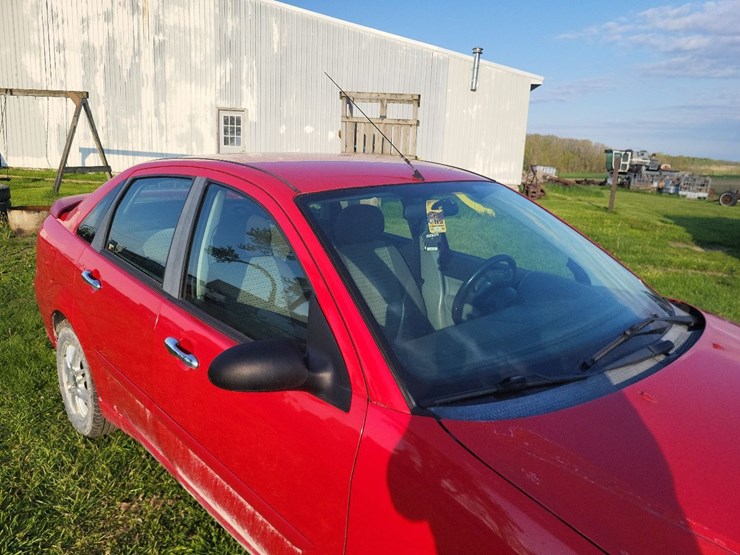 2007-ford-focus-sedan-image-29