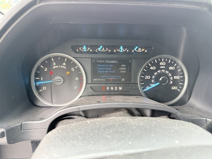 2017-ford-f150-image-27