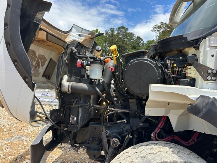 2016-international-workstar-7600-image-10