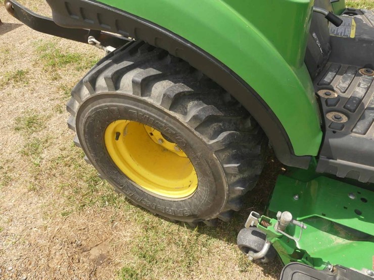 john-deere-1023e-image-11