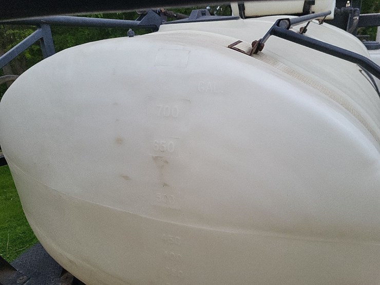 wilmar-7400-sprayer-image-63